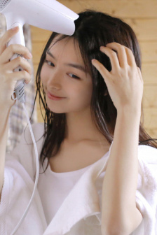 龚玥菲潘金莲